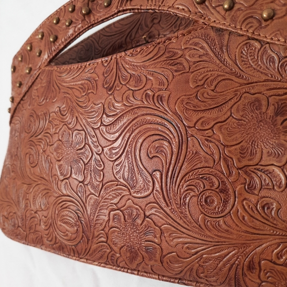 ALDO brown purse with brass detailing - Picture 2 of 6